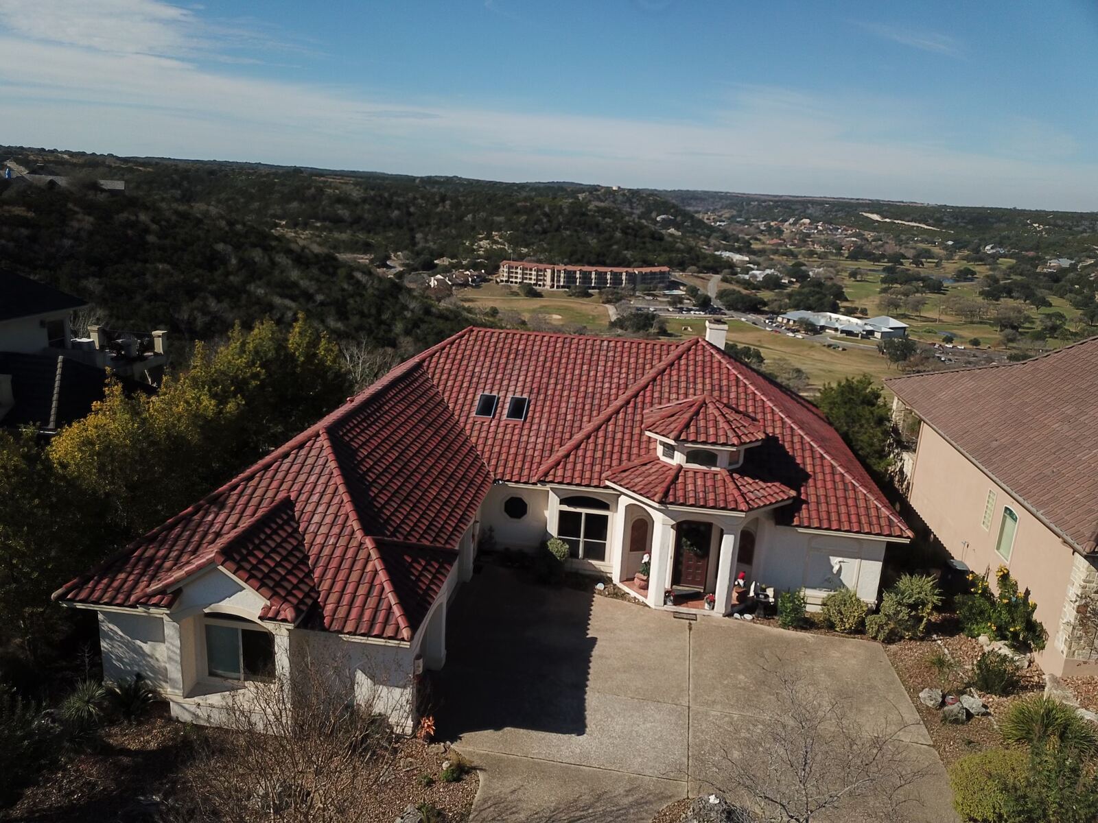 Tile roof install detail