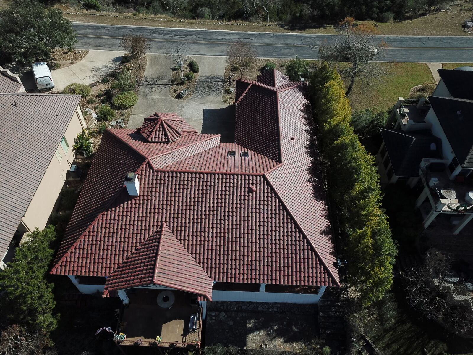 Tile roof install detail